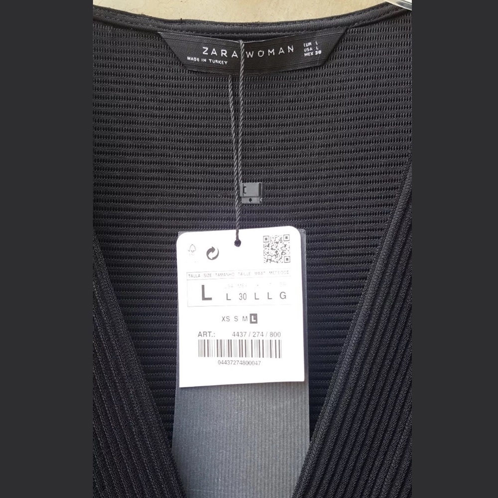 ZARA| Front Knot Ribbed Top - Picture 3 of 3